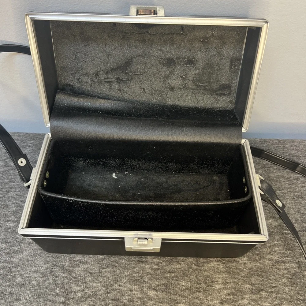 Vintage‎ Kodak Instamatic M9 Case only! Made in USA